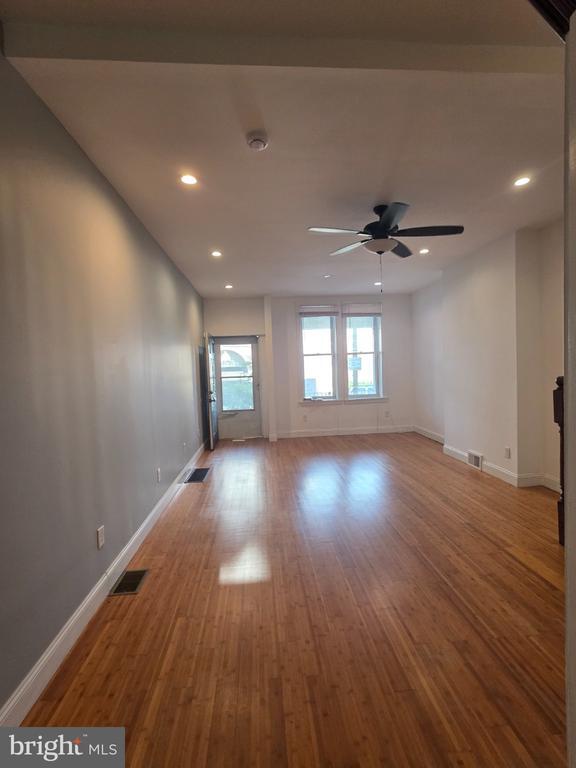 Foto del edificio - 1632 N 6th St