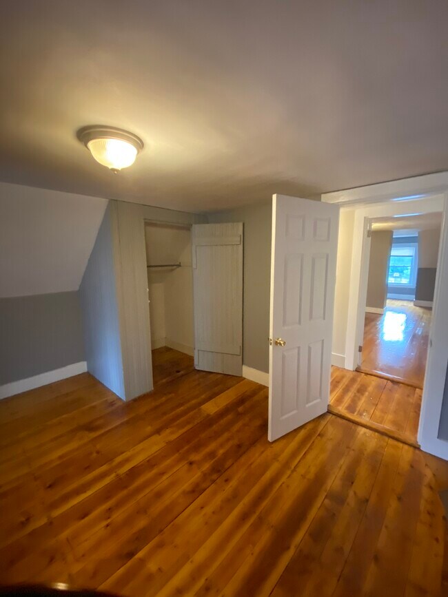 upstairs bedroom #2 - 1125 Chestnut St