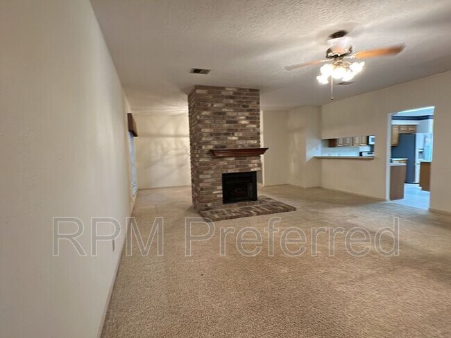 Building Photo - 507 Moggy Ct