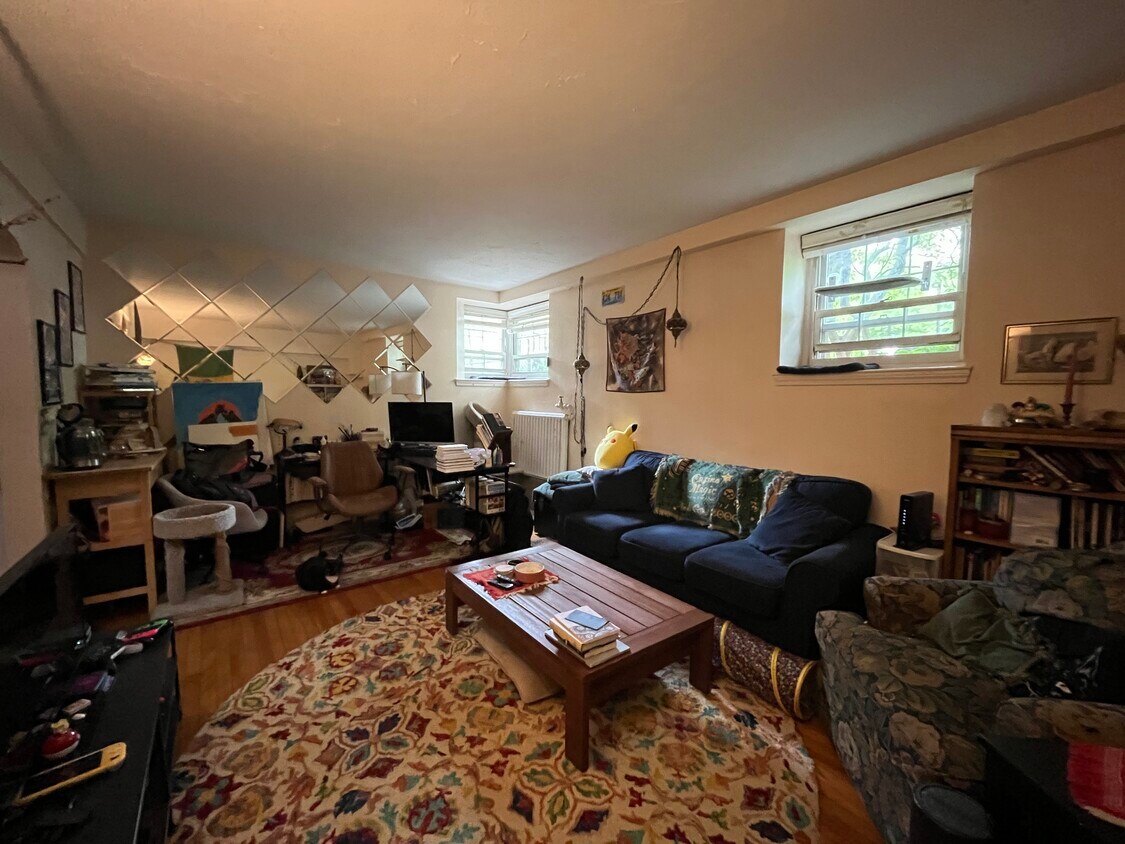 Foto principal - 1559 Beacon St