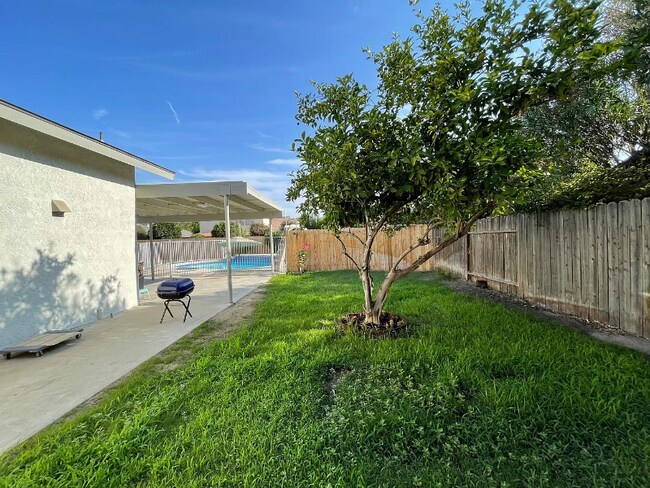 Building Photo - 14304 Culiacan Ave