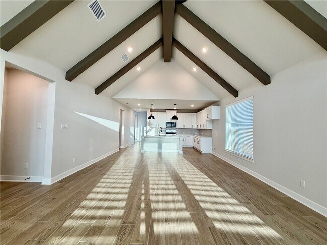 Foto del edificio - 1111 Luna Dr