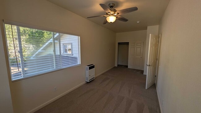 Foto del edificio - 112 Bethany Dr