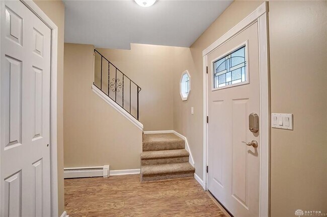 Foto del edificio - 2108 N Fairfield Rd