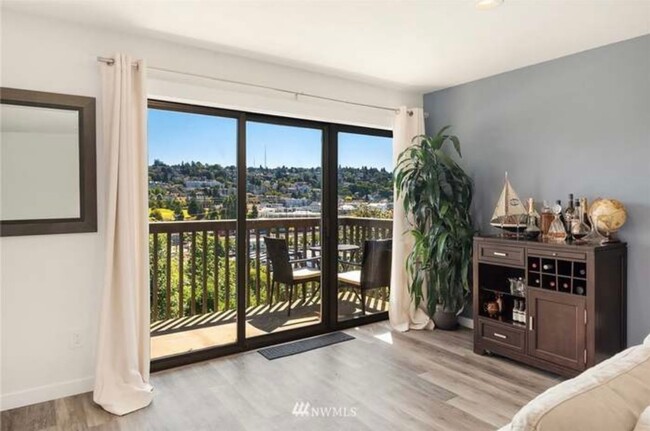 Foto del edificio - Magnolia Gem, Renovated for todays modern ...