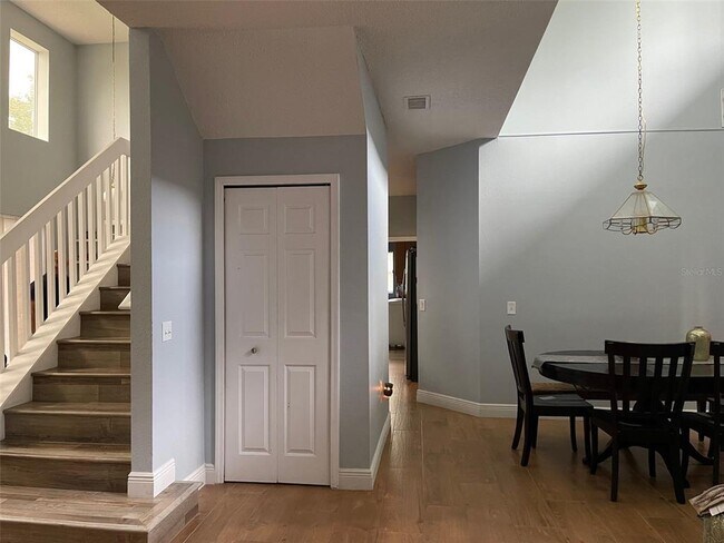 Building Photo - 446 Big Sioux Ct