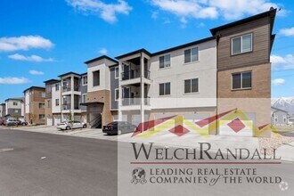 Building Photo - 716 N 380 W