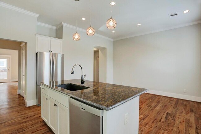 Foto del edificio - 4109 Allen St