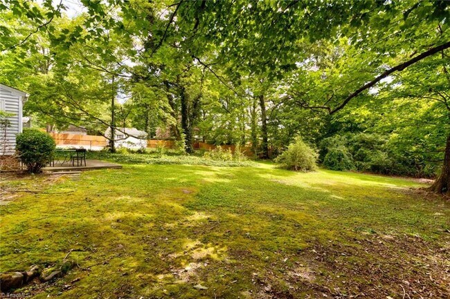 Foto del edificio - Spacious & Stylish 3-Bedroom Near Wake For...