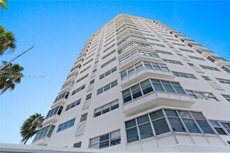Building Photo - 1881 Washington Ave