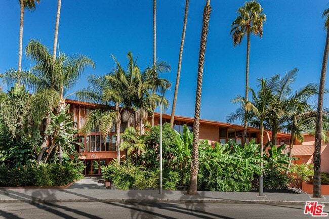 Foto del edificio - 1400 Hayworth Ave