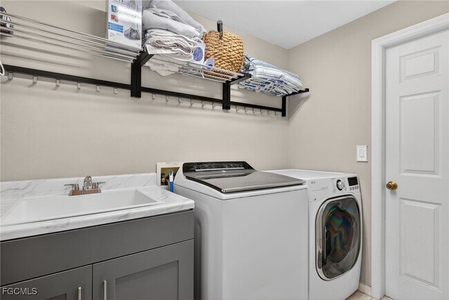 Foto del edificio - 18015 Horseshoe Bay Cir