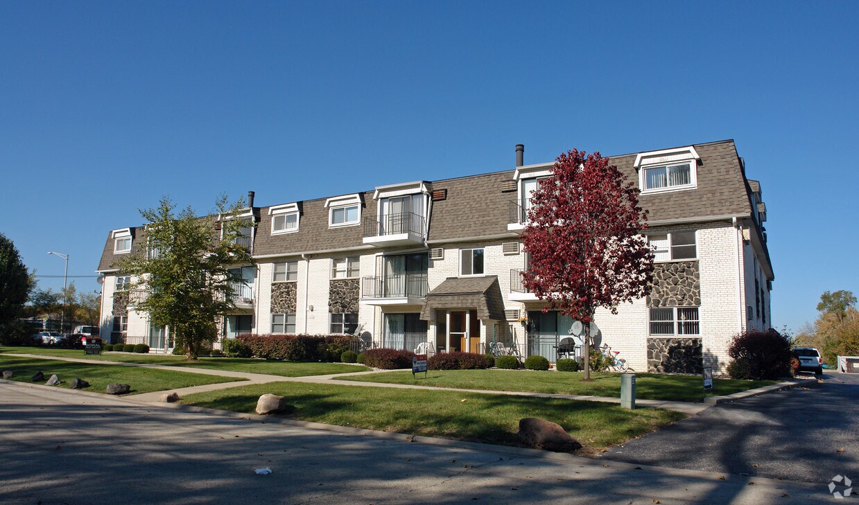 Foto del edificio - 7930-7932 W 93rd St