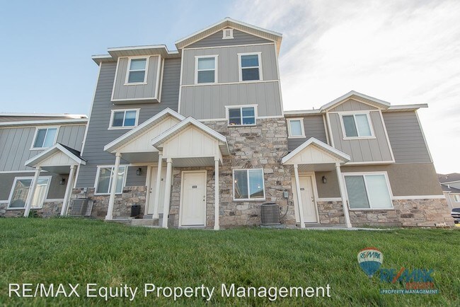 Foto del edificio - 3 br, 2.5 bath House - 14392 S Firgrove Way
