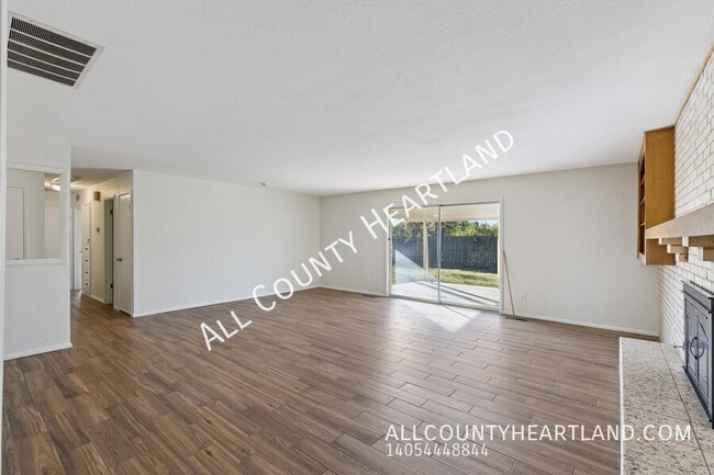 Foto del edificio - 4236 NW 48th St