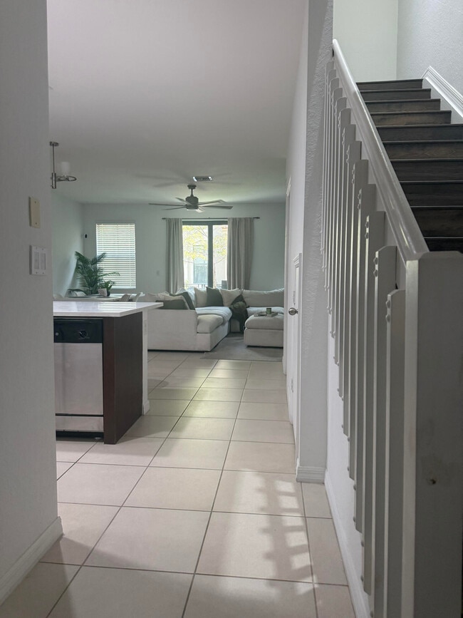 Building Photo - 1091 NW 33rd St