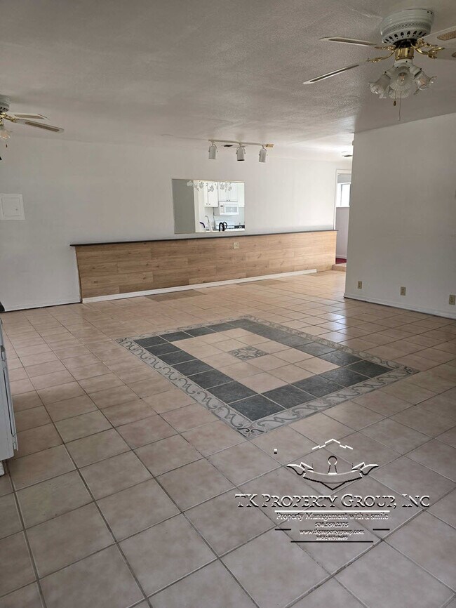 Foto del edificio - 17801 Penn Valley Dr