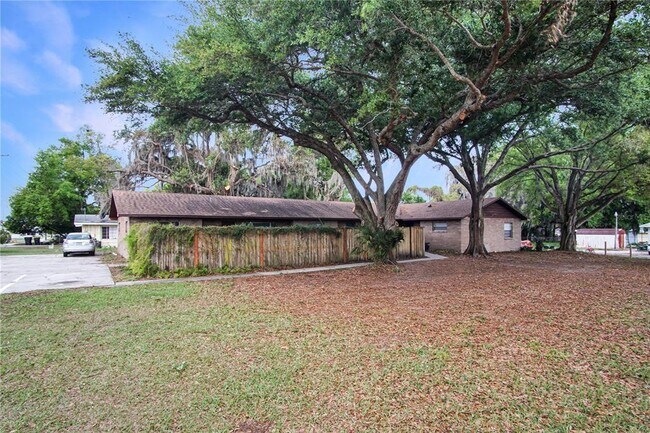 Foto del edificio - 2287 Avenue G NW