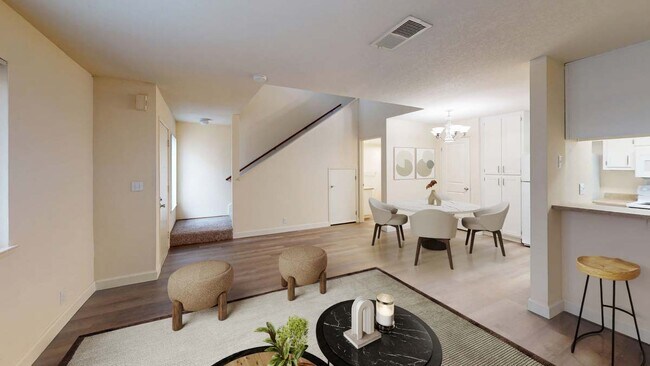 Foto del edificio - Fountain Circle Townhomes