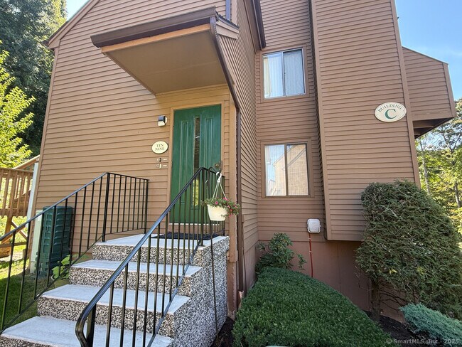 Building Photo - 55 Cross St