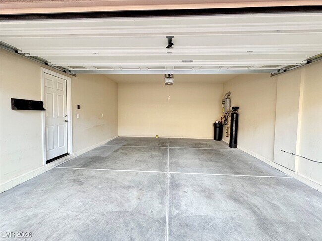 Building Photo - 6559 Austin Hope Ave