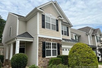 Building Photo - 104 Bell Tower Way