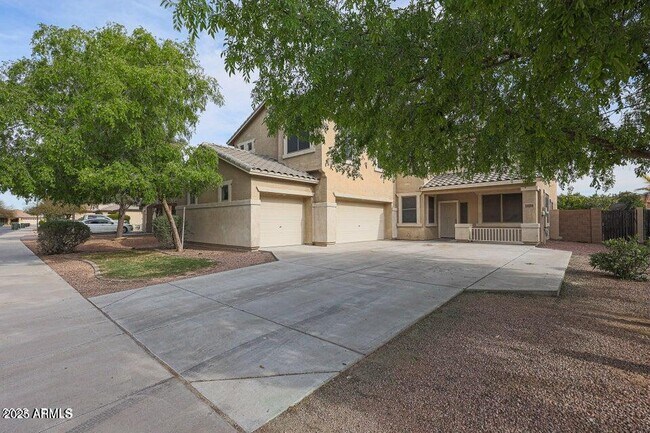 Foto del edificio - 16205 W Gibson Ln