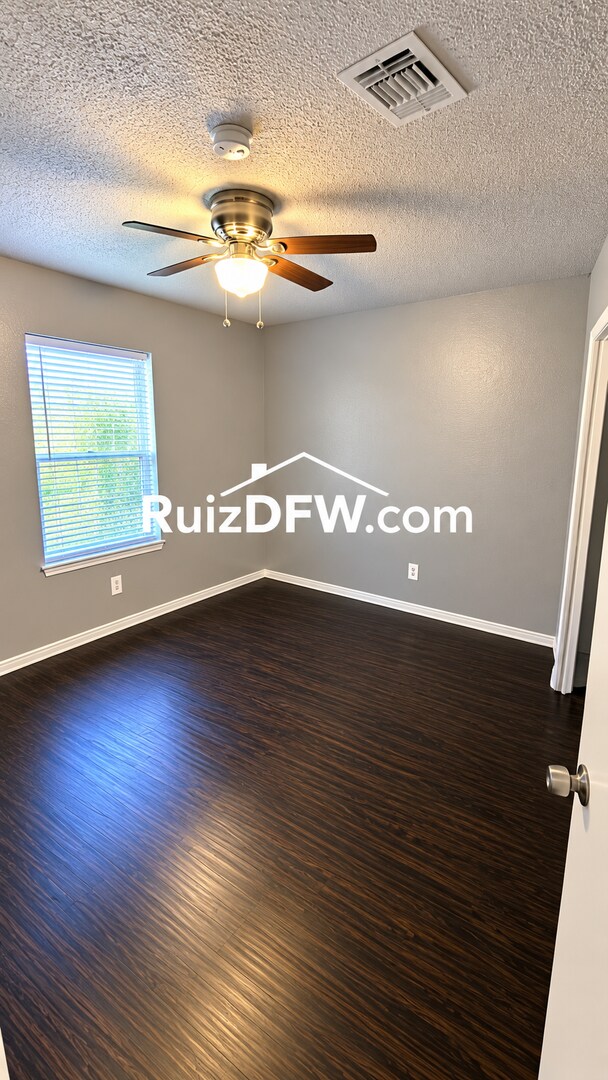 Foto del edificio - 2832-2834 K Avenue