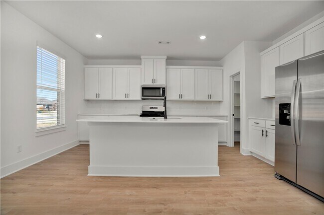 Foto del edificio - 4805 W Sturgeon St