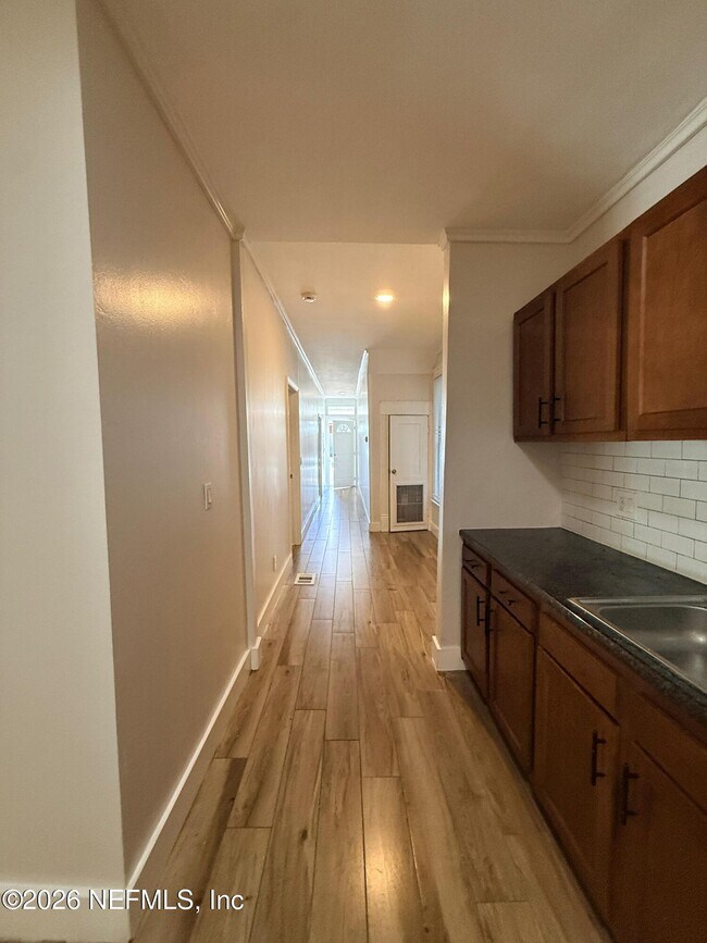 Foto del edificio - 1226 Clark St