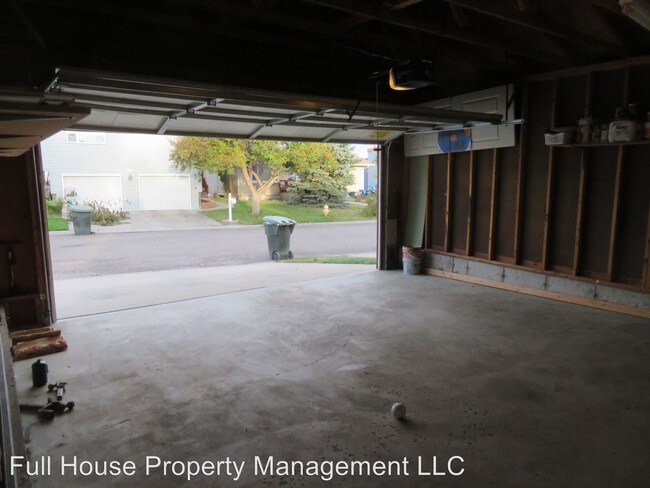 Foto del edificio - 3 br, 2 bath House - 415 Columbine Court