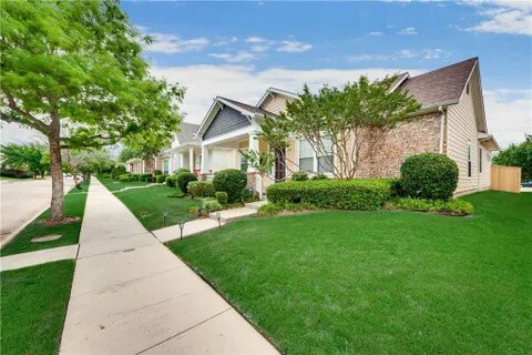 Building Photo - 1816 Pecan Grove