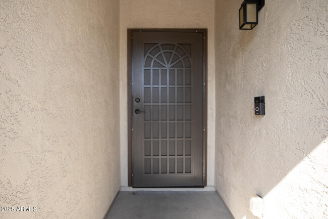 Building Photo - 1726 W Desperado Way