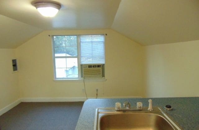 Building Photo - Studio Apartment