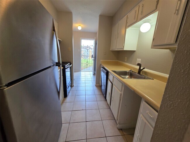 Foto del edificio - 12724 Shannon Hills Dr