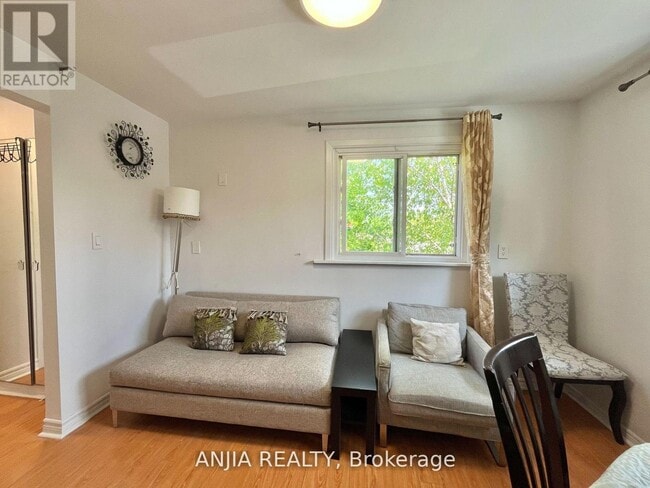 Building Photo - 256 Homewood Ave