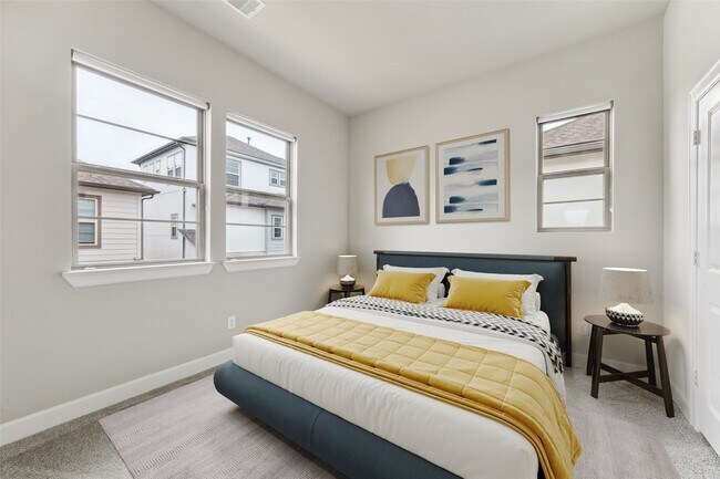 Foto del edificio - 12025 Royal Oaks Run Dr