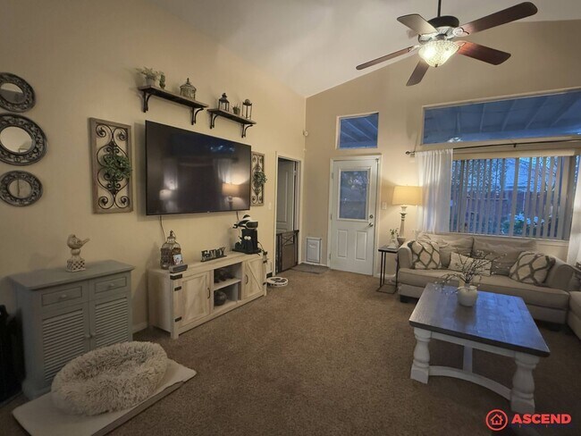 Foto del edificio - Delightful Home In Rosedale- with Solar!