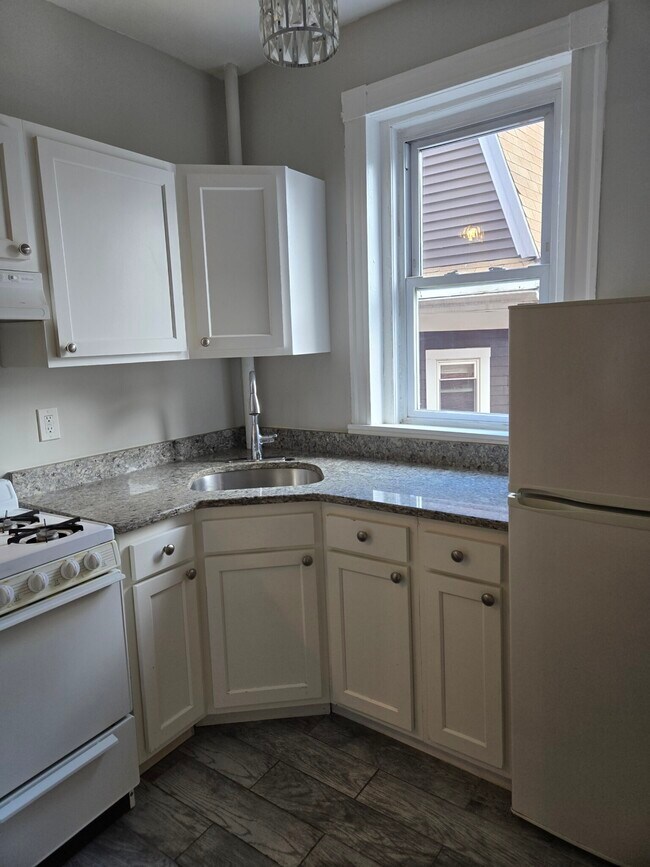 Foto del edificio - 1185 Commonwealth Ave