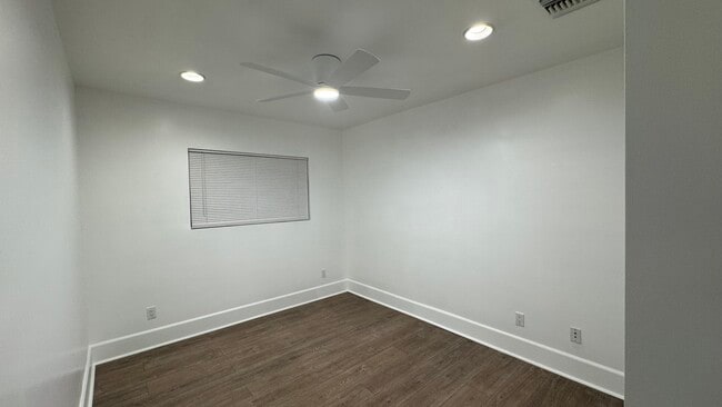 Building Photo - 16900 Marlin Pl