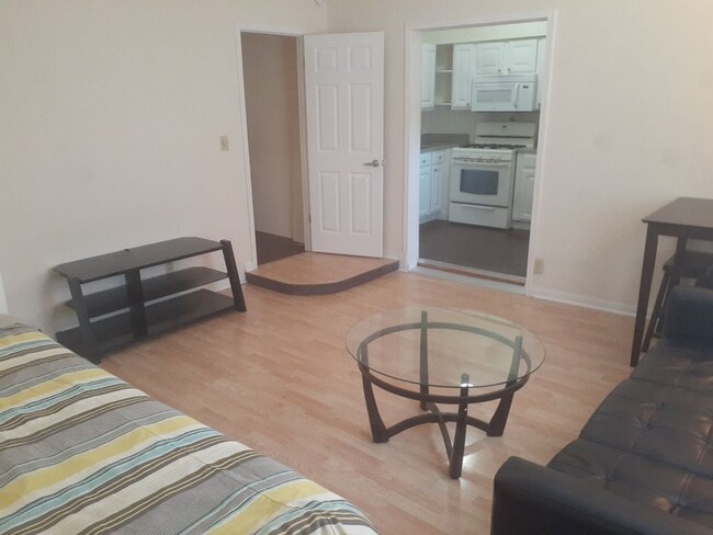 Unit 2- Studio - Castle Property Management