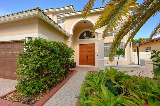 Building Photo - 5309 SW 133rd Ave