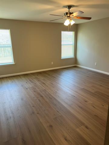 Foto del edificio - 16901 Thorntree Ct