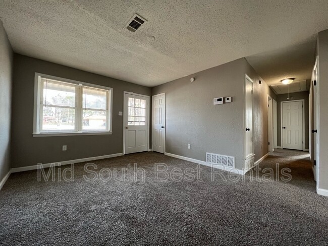Building Photo - 5113 Belfast Dr