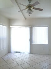 Building Photo - 280 S Elizabeth Way