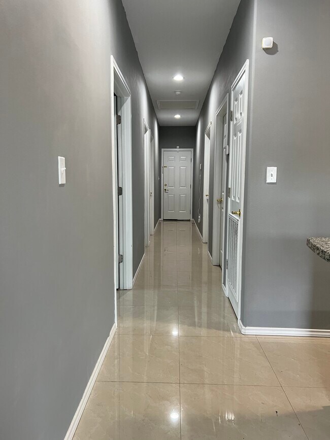 Foto del edificio - 437 Yoakum St