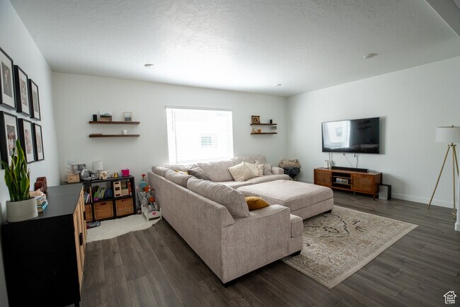 Building Photo - 1128 W 340 S