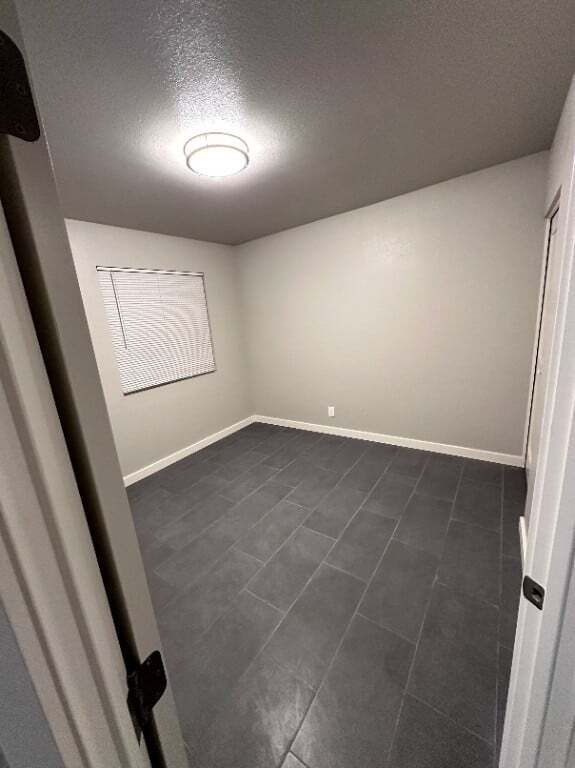 Building Photo - W Cochise Dr