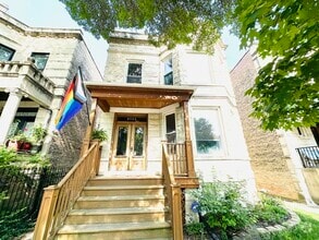 Building Photo - 2523 N Kimball Ave