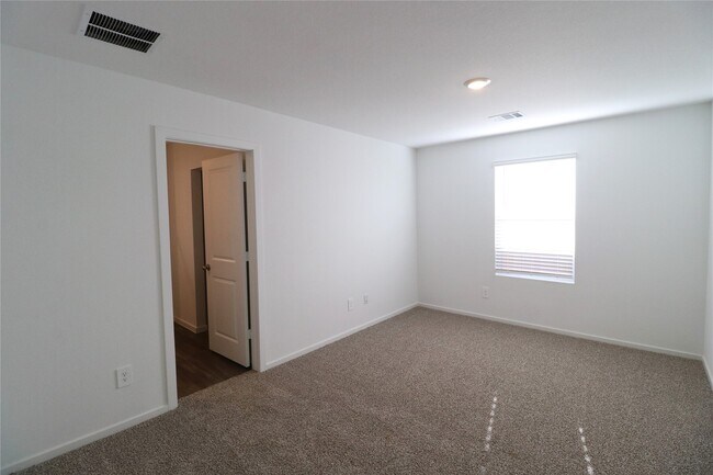 Foto del edificio - 14320 Leafy Willow Dr